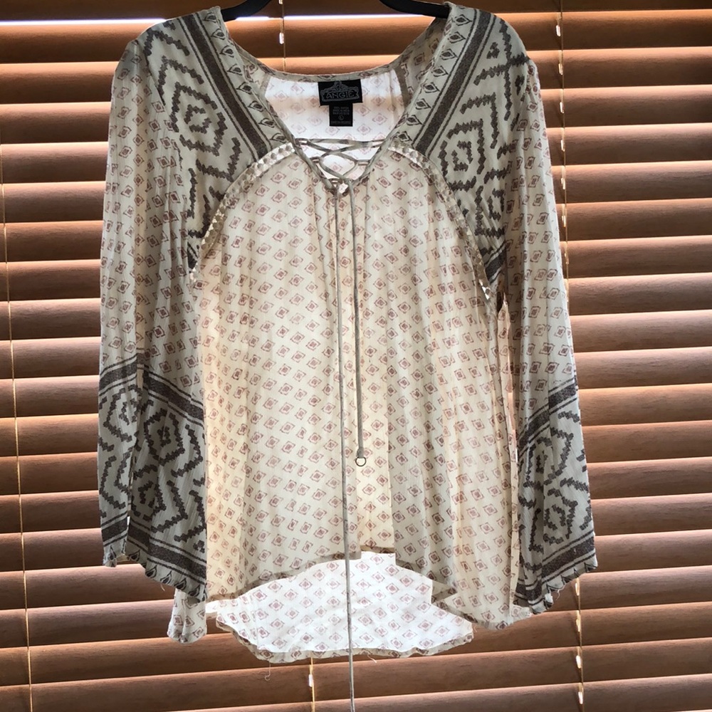 Boho style 3/4 sleeve shirt with lace up front